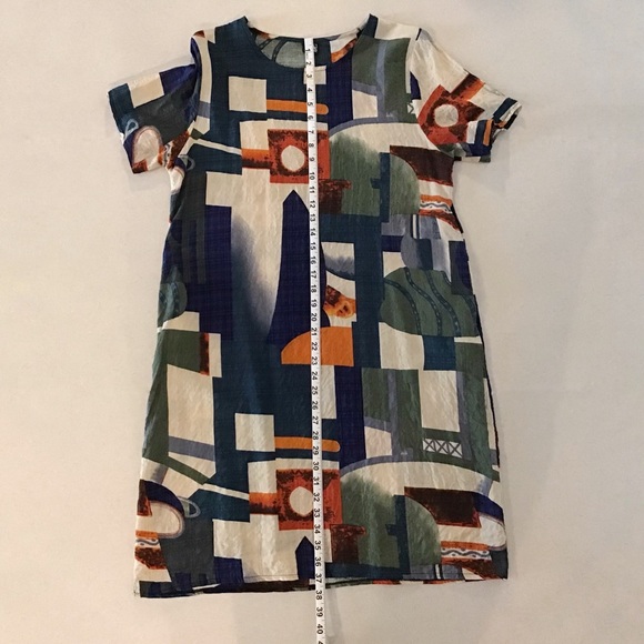 Besca Short-Sleeved Patterned Sheath Dress - Picture 15 of 16